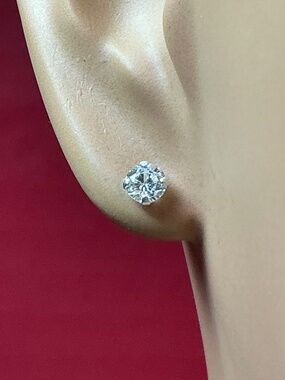 Vintage Sterling Silver Stud Earrings with a clear stone